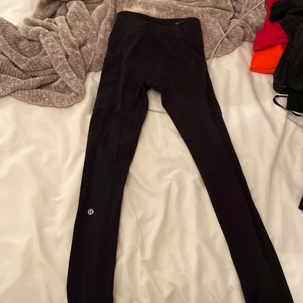Wunder under with pockets lululemon leggings